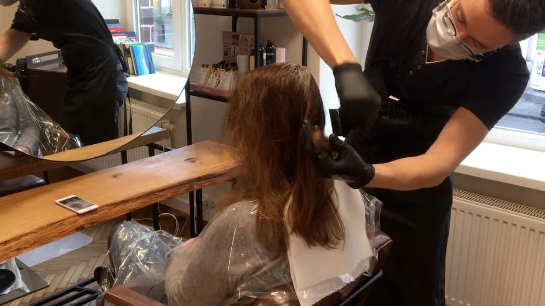 Jak samemu zafarbowac odrost, unikając najczęstszych błędów